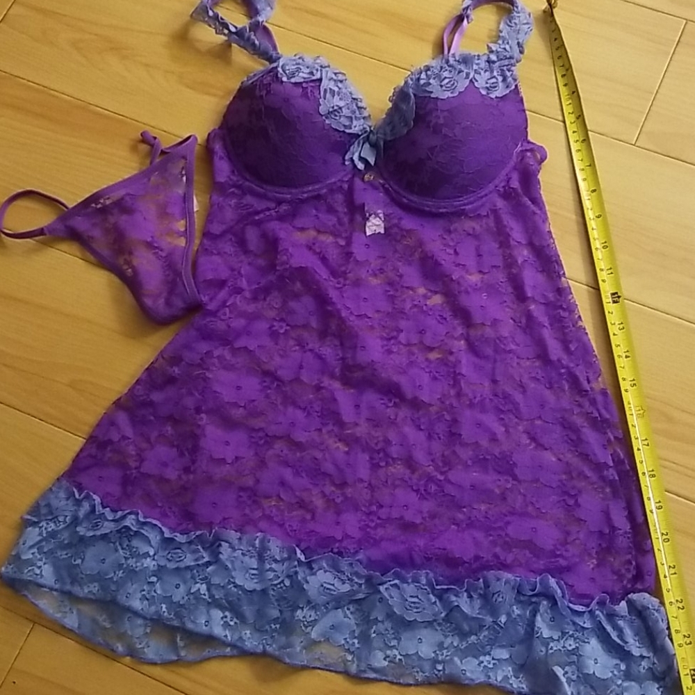 Just Sexy Lingerie top w G-string